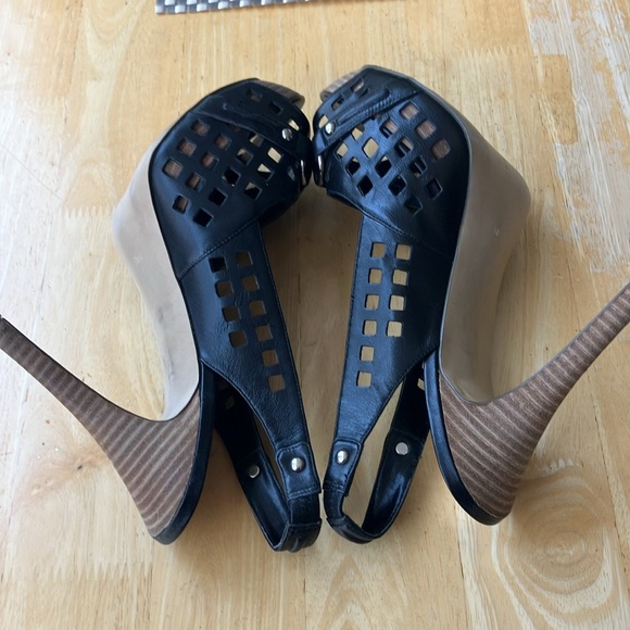 Guess women’s Rosetta Stiletto black leather - Picture 5 of 7